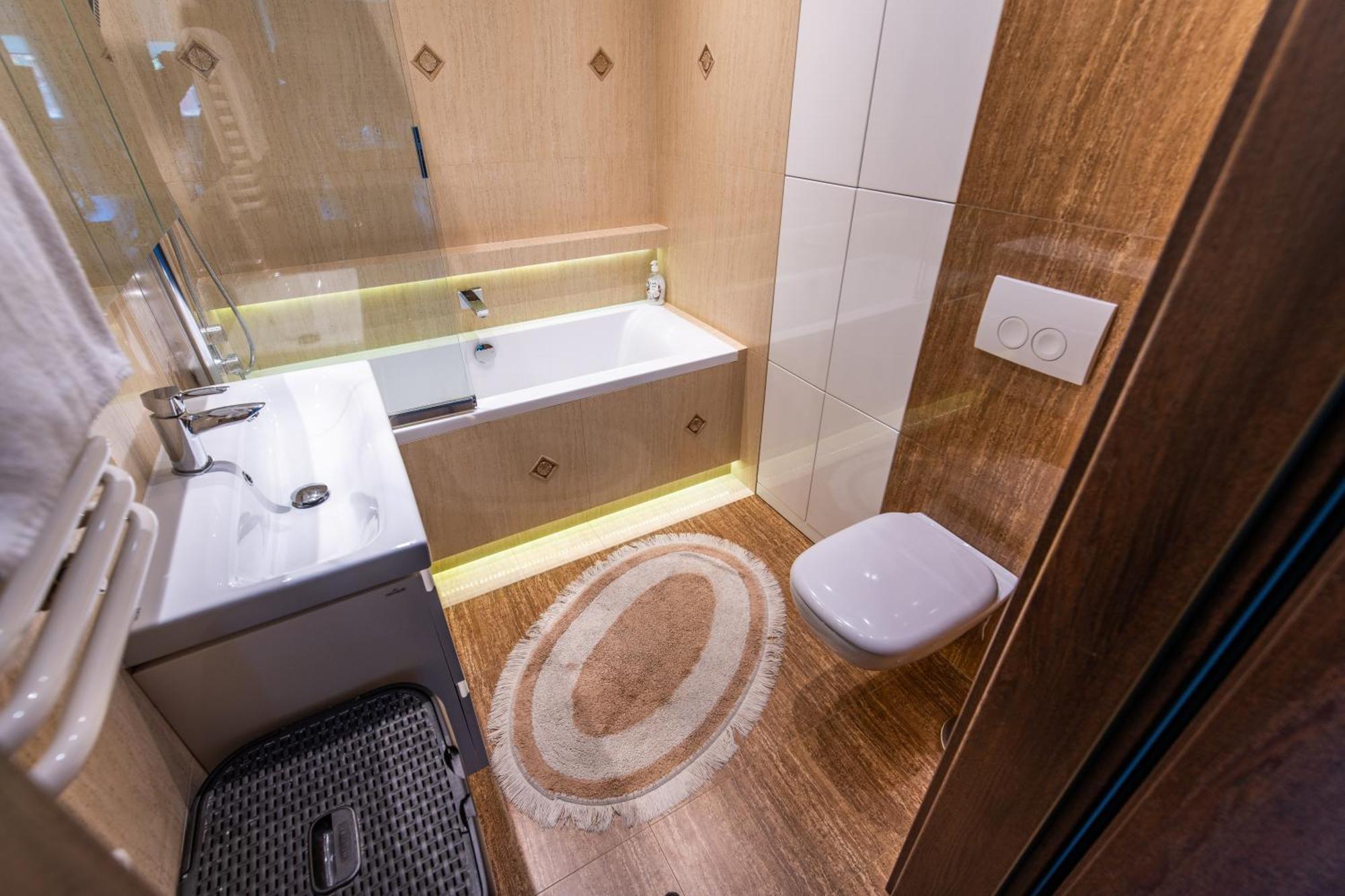 Large Luxury Apartment Vělička Exteriér fotografie